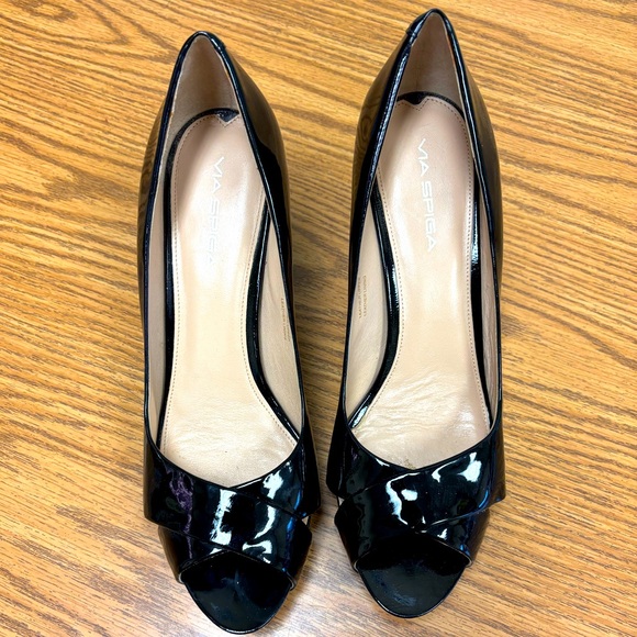 Via Spiga Black Peep Toe Pumps, size 9.5 - Picture 1 of 9